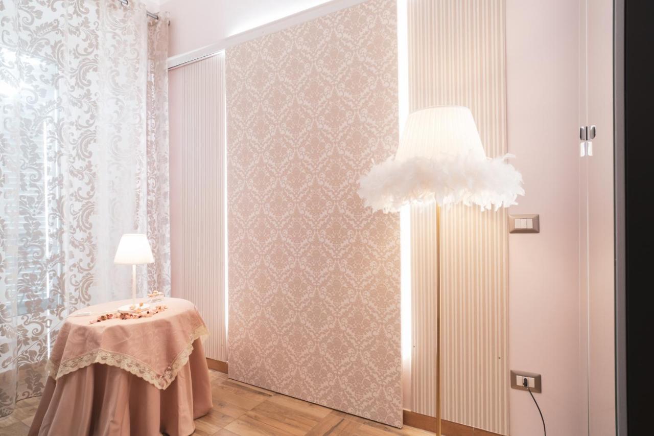 Royal - Elegante Nel Cuore Di Guest house *