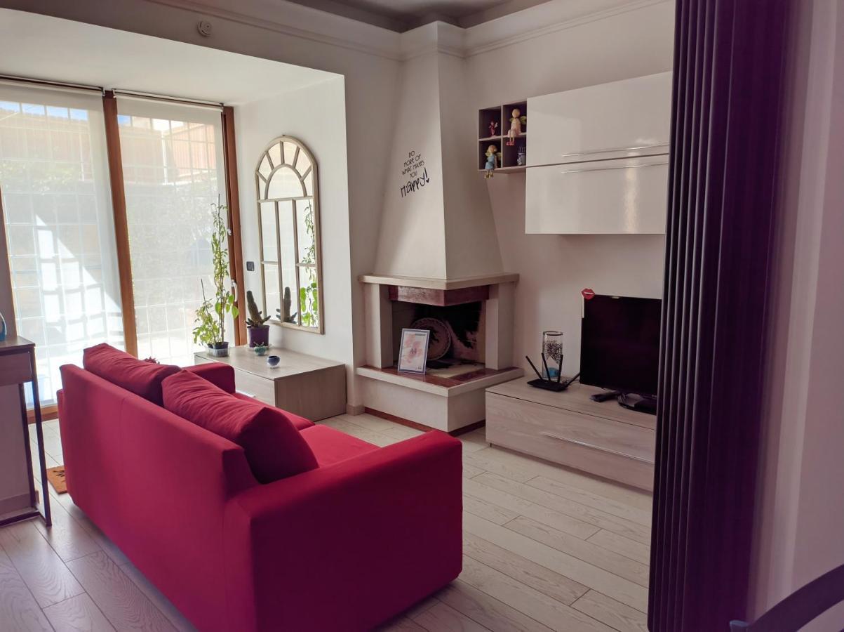 La Casetta Gialla Apartment