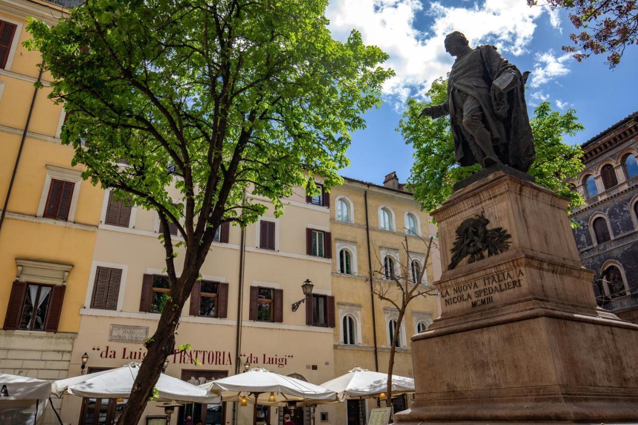Navona Sky Palace Guest house