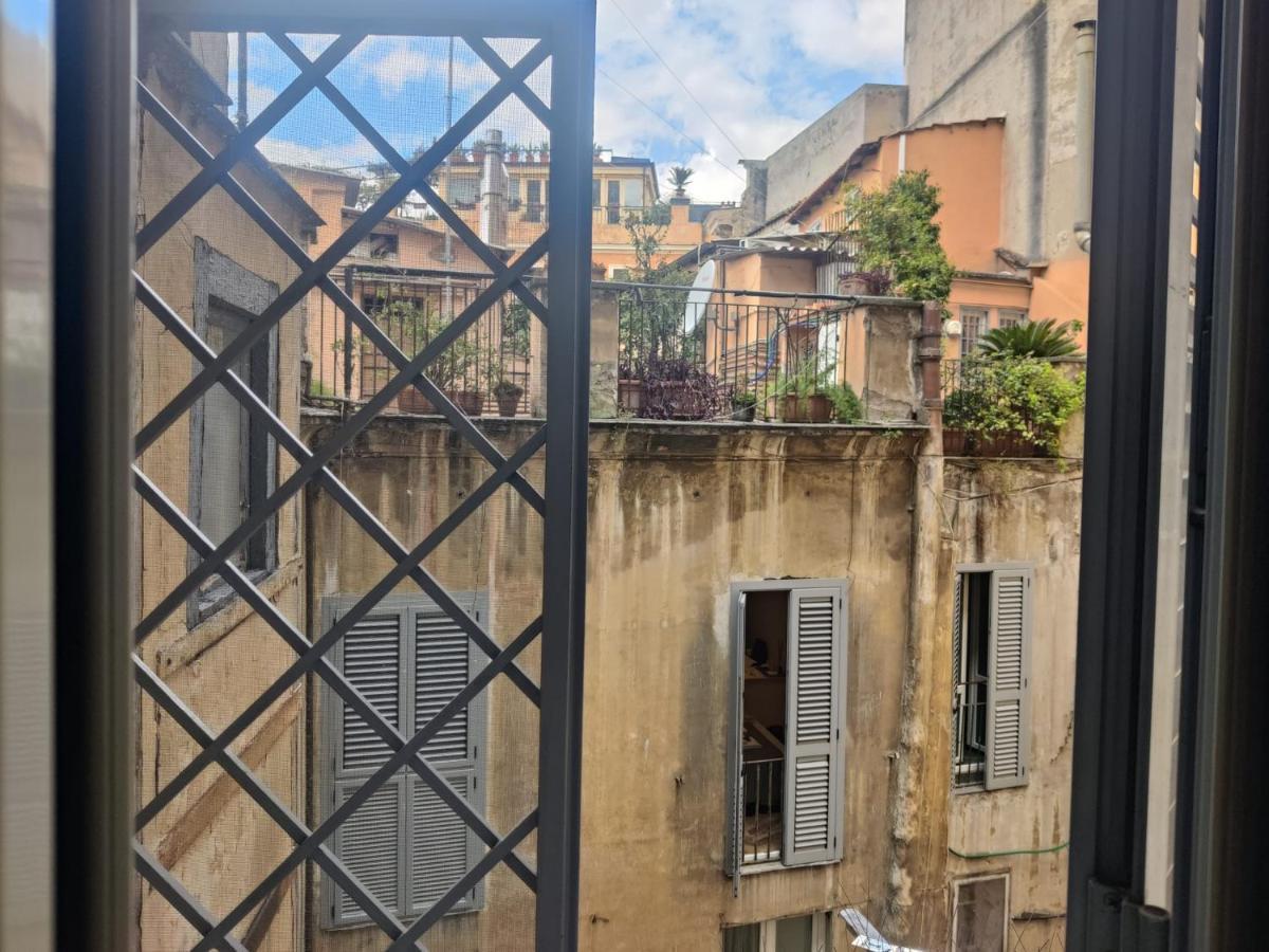 Warm Charming In Campo De Fiori * Roma