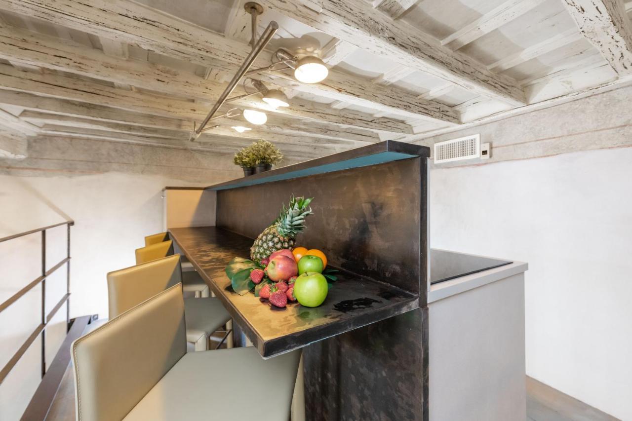 Design Apt Near Spanish Step Apartment