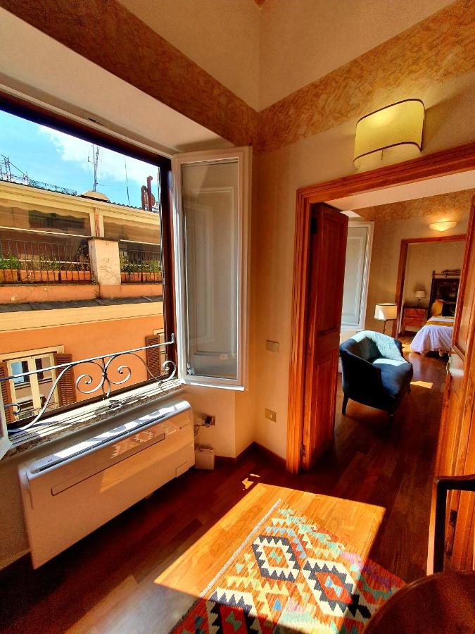 Apartment 1878s By Aat- Luxury Historic House Piazza Di Spagna Rome
