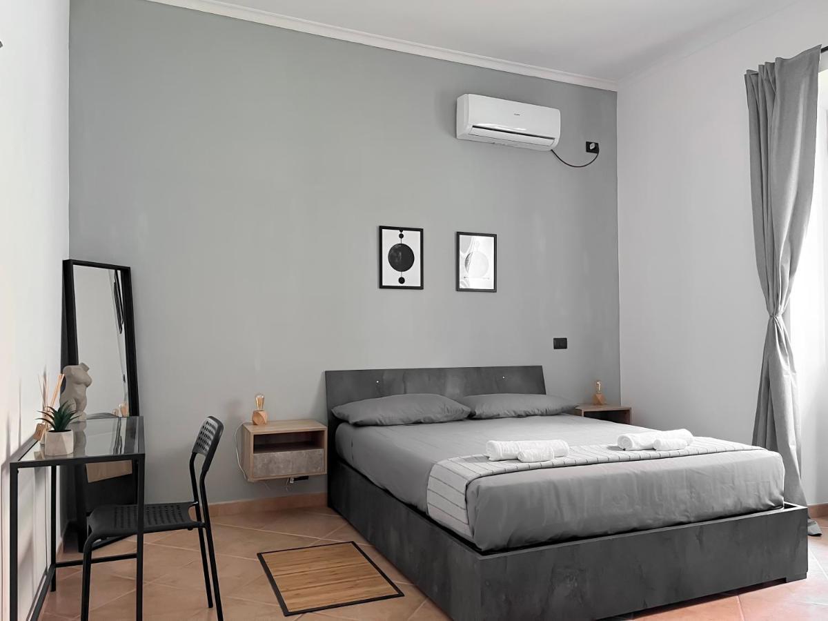 Nea Apartment *