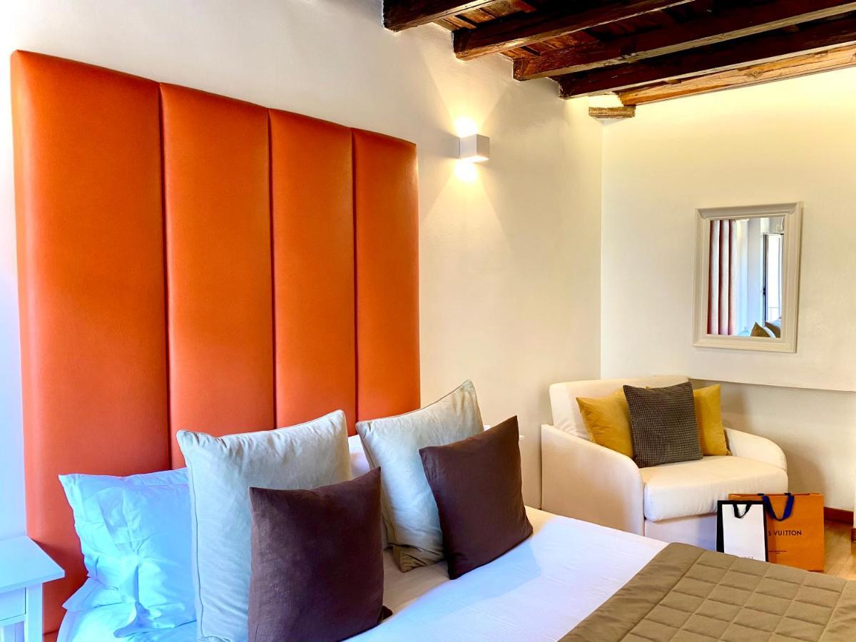 Palace Fontana Di Trevi House Holiday home Rome