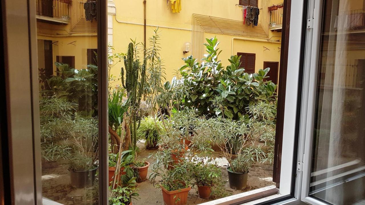 Lovely In Testaccio, * Rome