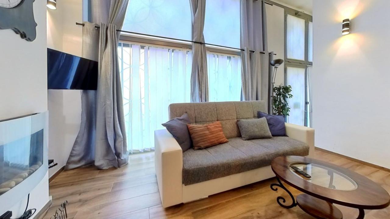 Relais Romagnosi Apartment *