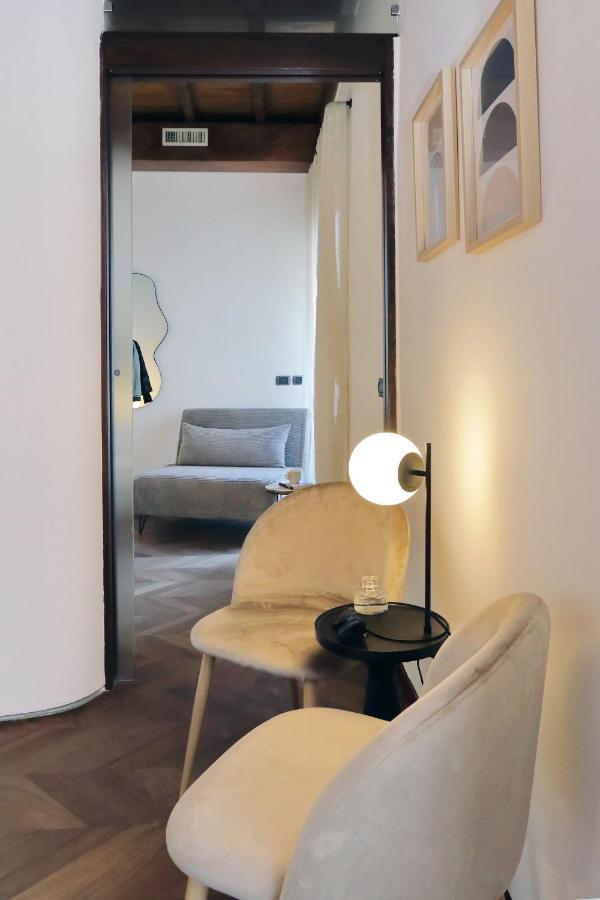 Ych Elegant Flat With Terrace To Trastevere Rome