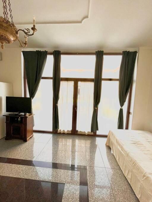 Domus Pretorio, Centro Apartment *