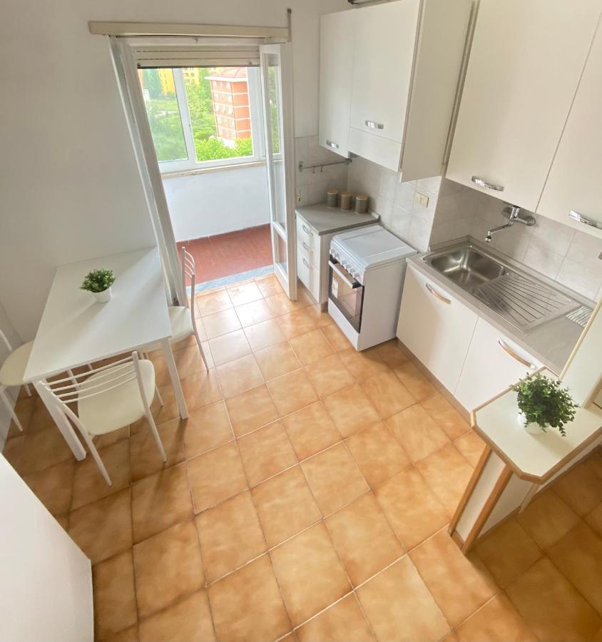 Casa Relax Con Parcheggio E Metro Apartment *