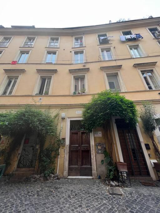 Casa Tasteverina Apartment