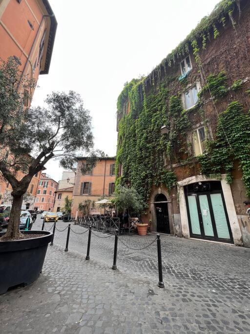 Casa Tasteverina Apartment