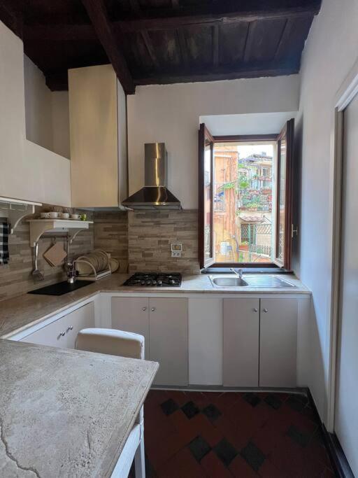 Casa Tasteverina * Rome