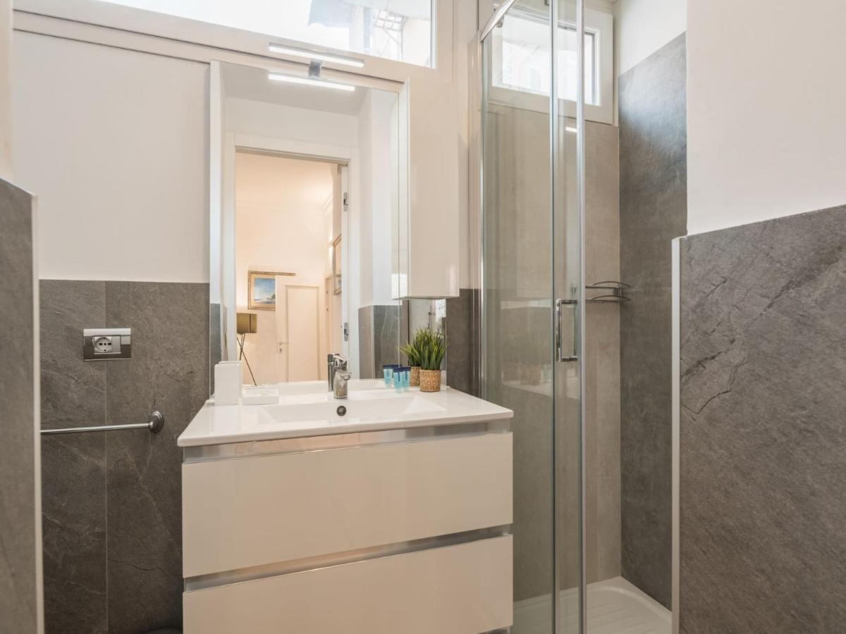The Best Rent - Elegant Three-bedroom A Few Steps From Fontana Di Trevi Appartamento