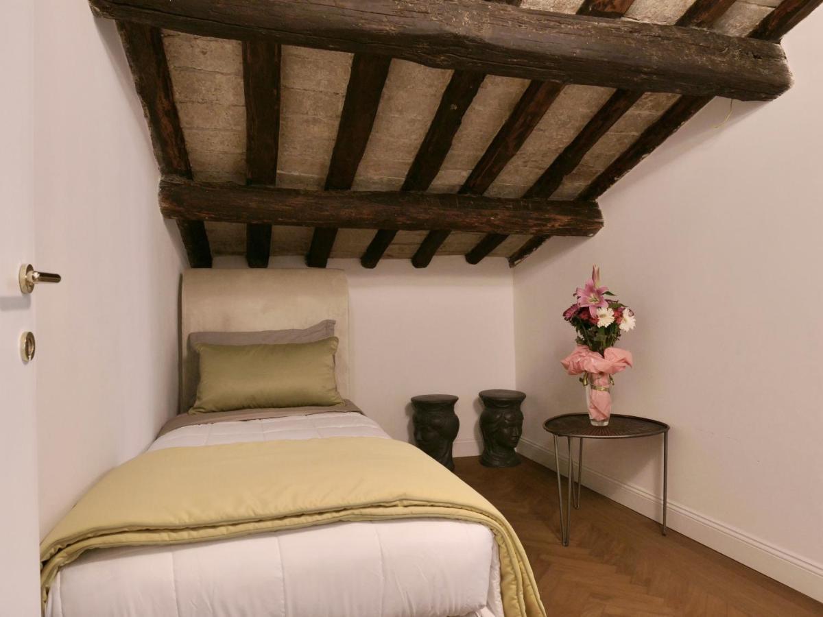 Guest house Helmirage Trevi Rome