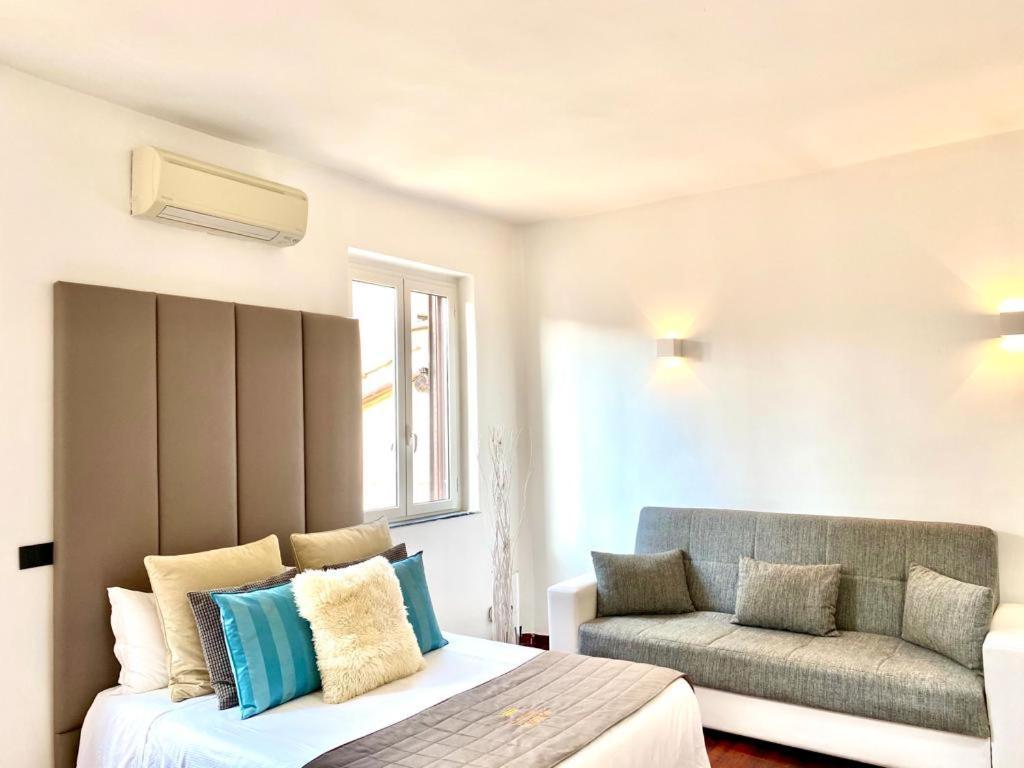 Holiday home Palace Fontana Di Trevi House *