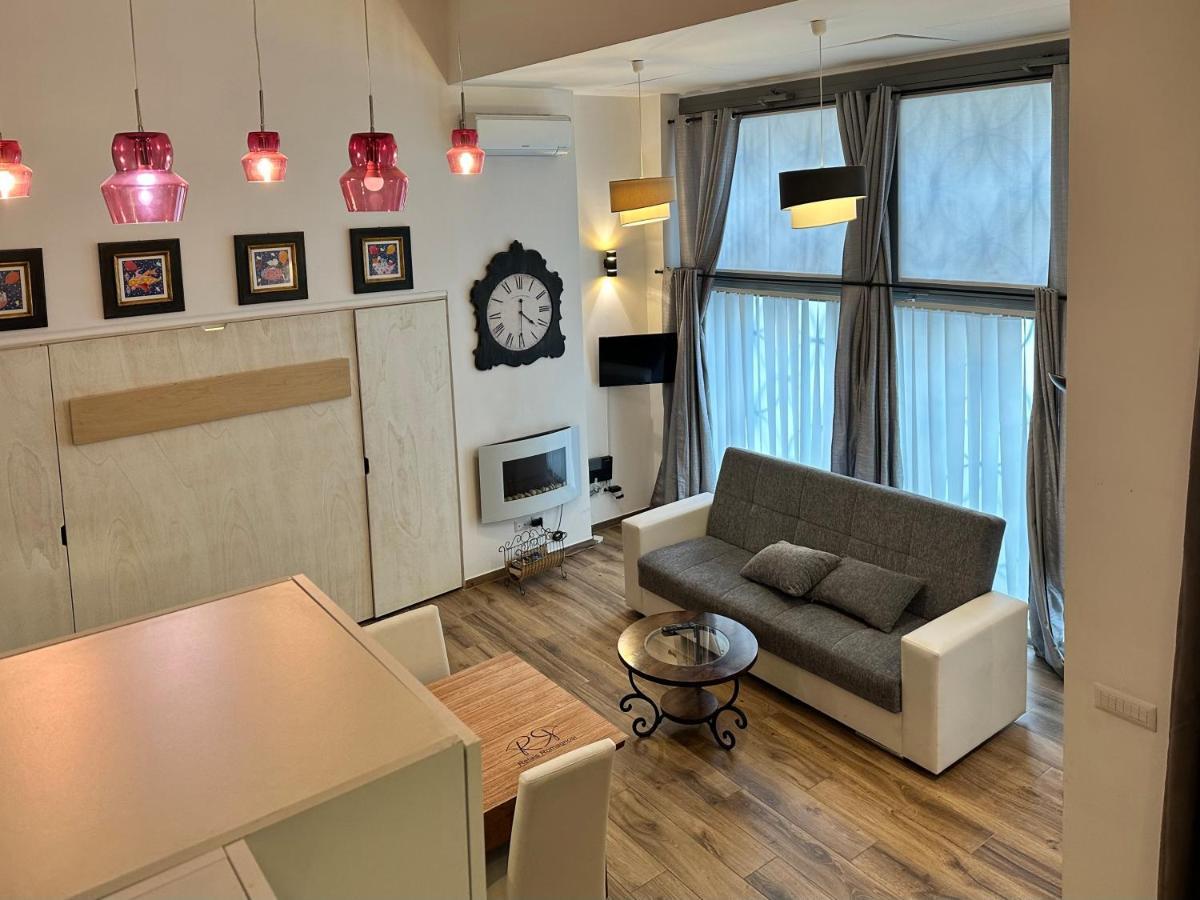 Relais Romagnosi Apartment