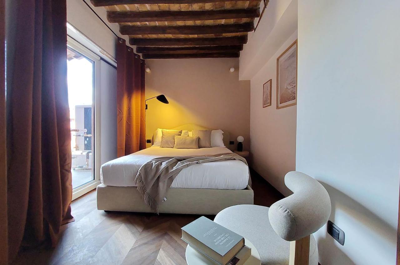 Ych Elegant Flat With Terrace To Trastevere