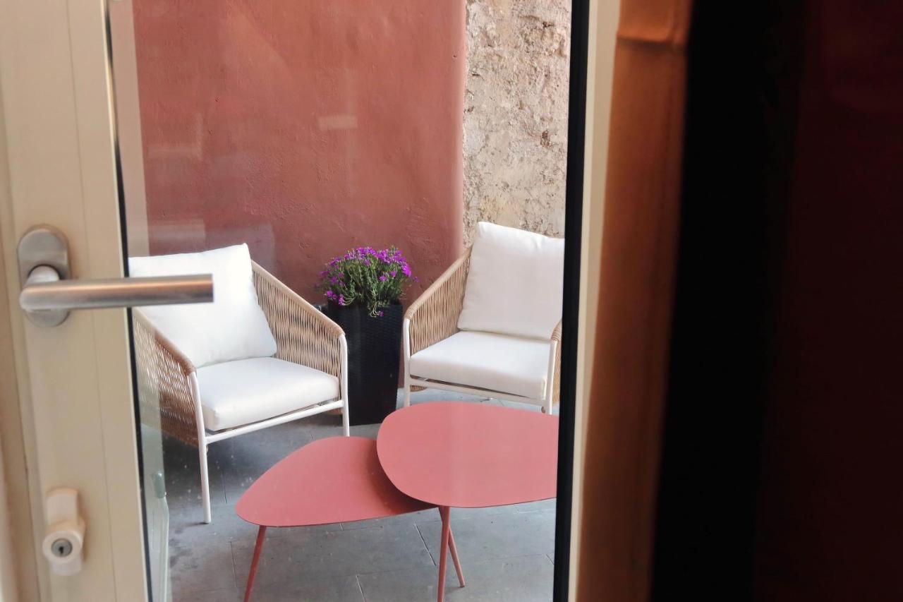 Ych Elegant Flat With Terrace To Trastevere Apartment
