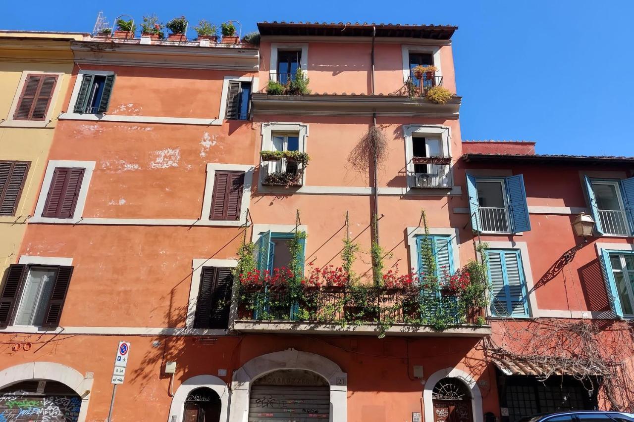 Apartment Ych Elegant Flat With Terrace To Trastevere