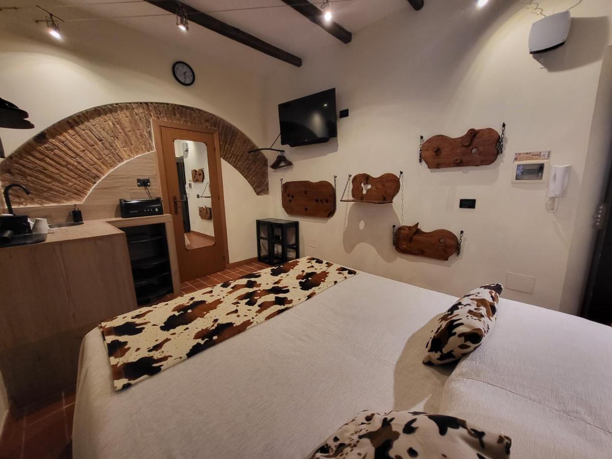 The Rabbit Hole Apartment *