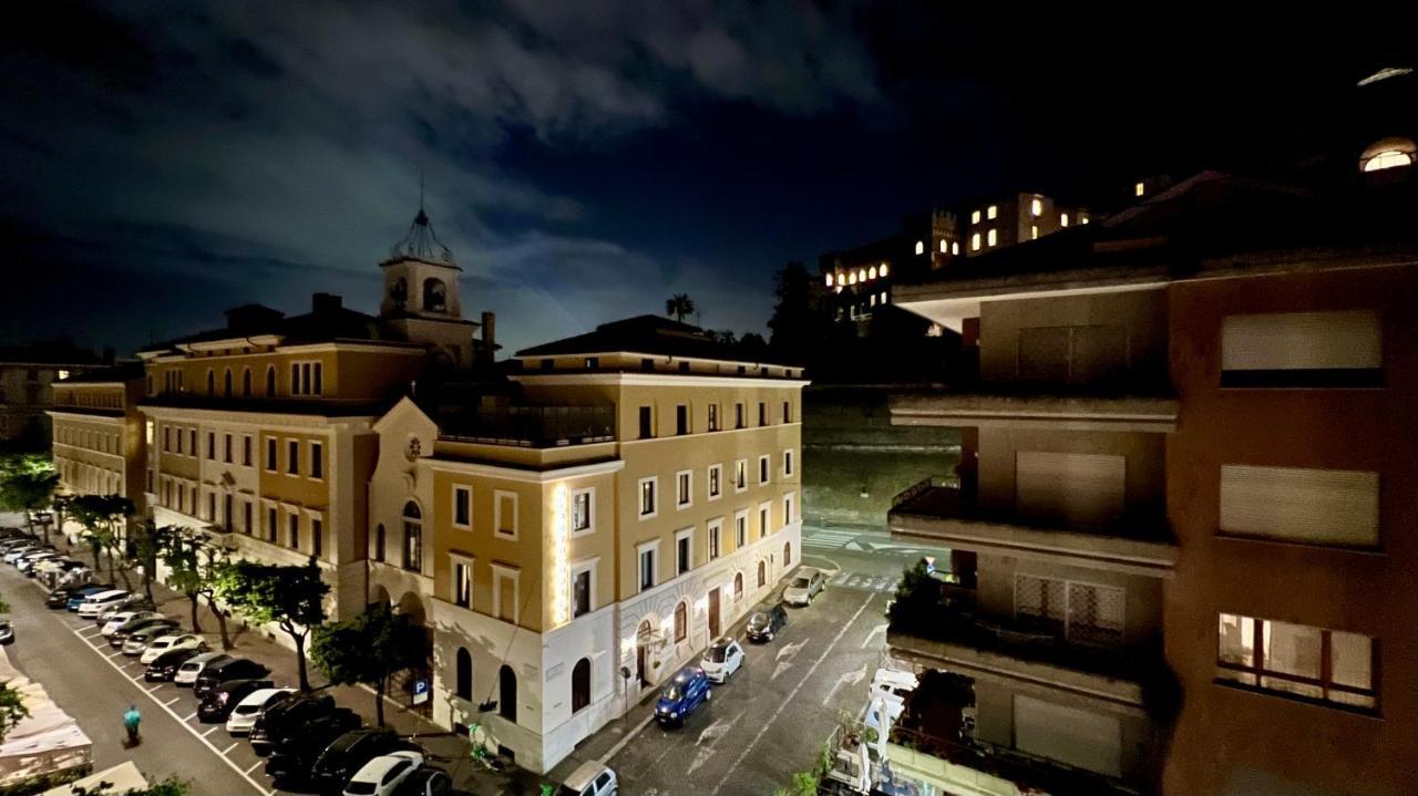 In St Peter Square , Vatican City, Vatican Museums Homestay *