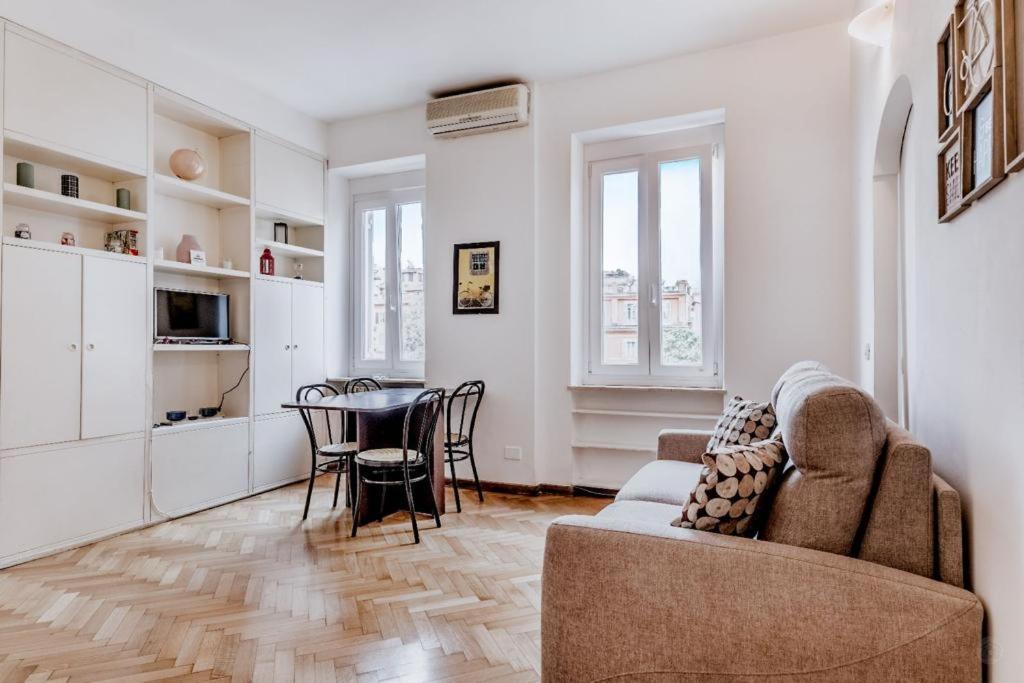 Apartment Giulia's Holidays Rome