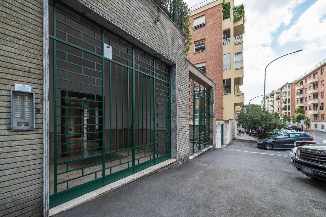 Sapienza & Borghese Comfy Apartment