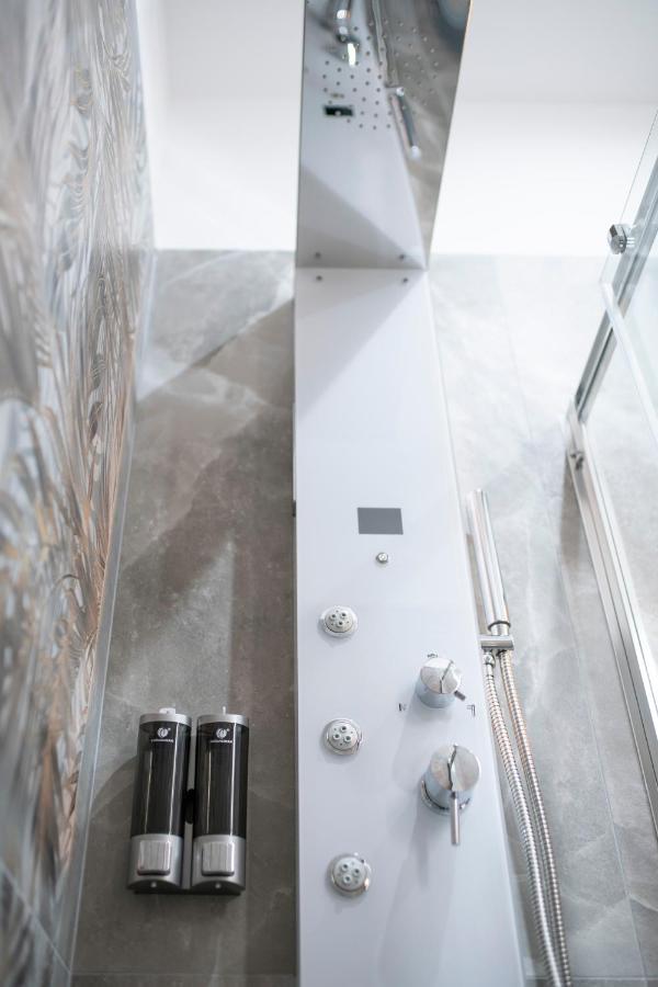 Catone Luxury * Rome