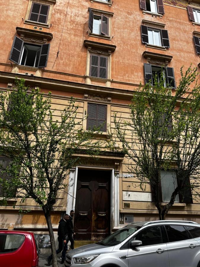 Catone Luxury Bed & Breakfast Rome