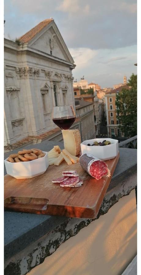Apartment Terrace On The Monuments Of *