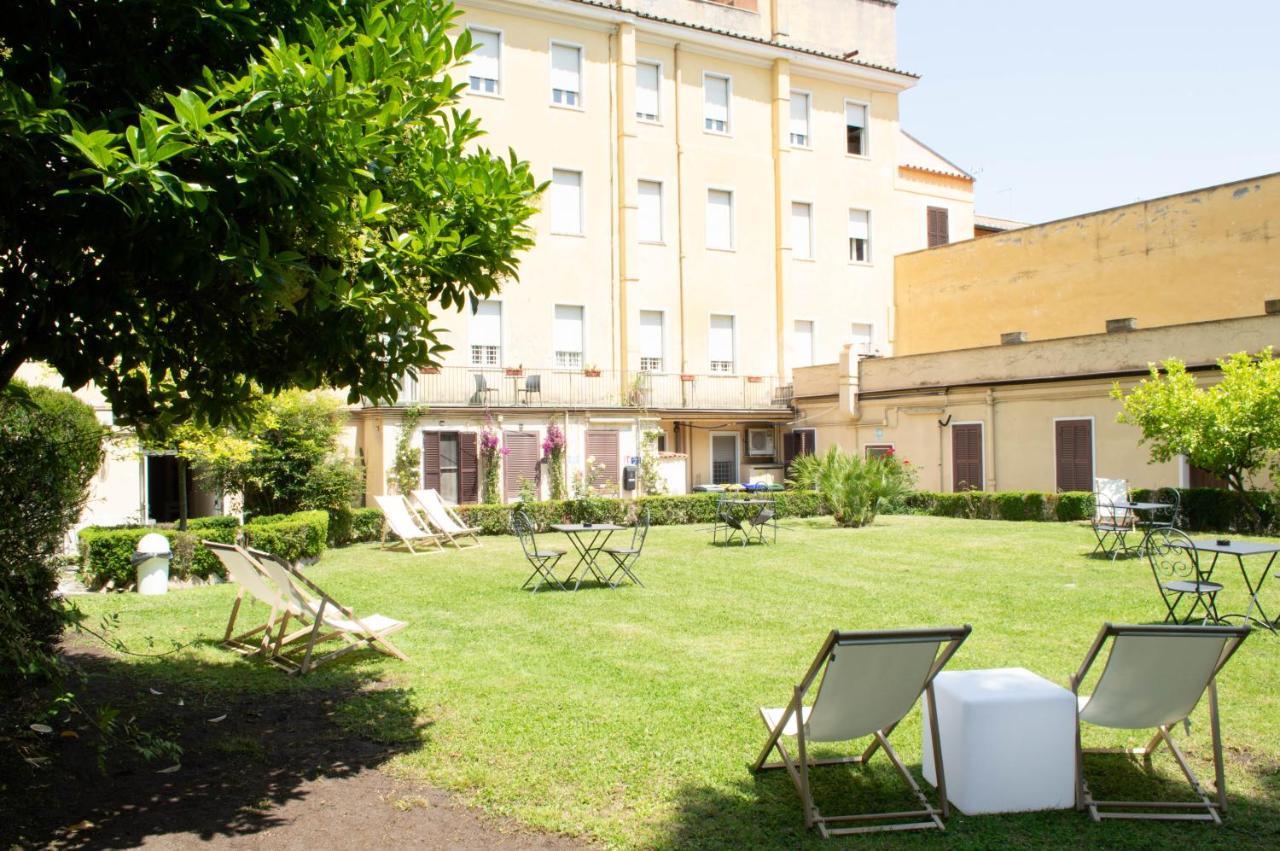 Riari 5* Rome