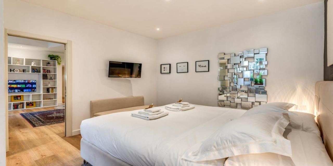 Deluxe One Bedroom Apartment, Perfect Location, Air Cond Appartamento Roma