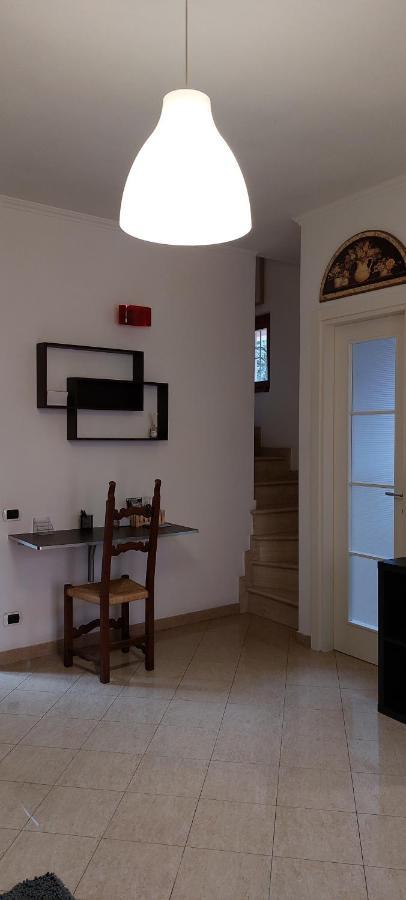 Valelyhouse * Roma
