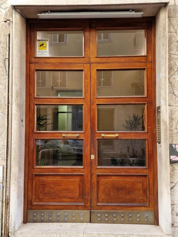 Cuma * Rome