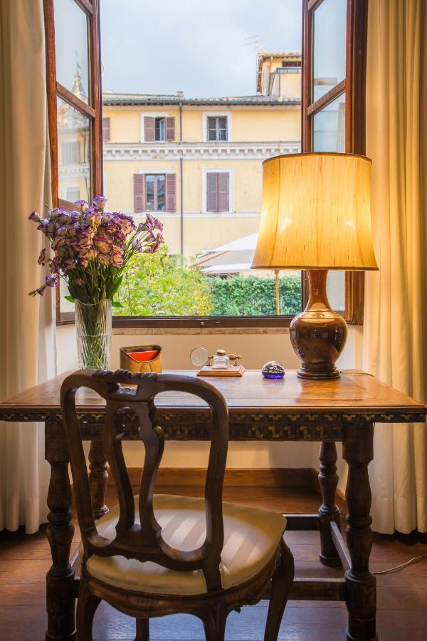 Palazzo Berardi: Renaissance Downtown Luxury Rome