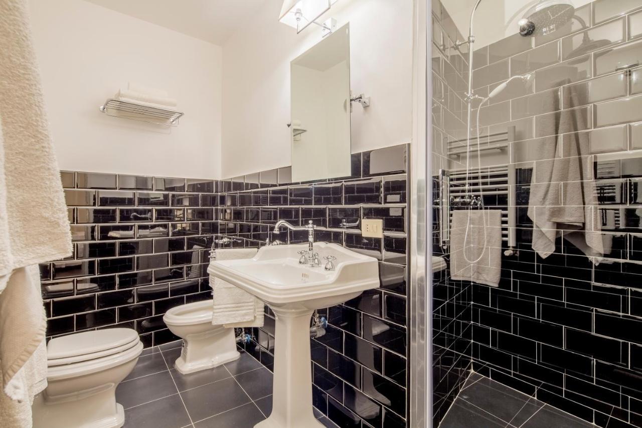 Palazzo Berardi: Renaissance Downtown Luxury Rome