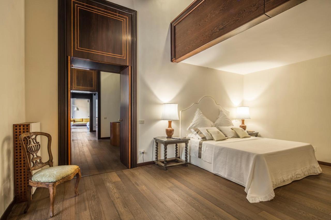 Palazzo Berardi: Renaissance Downtown Luxury Rome