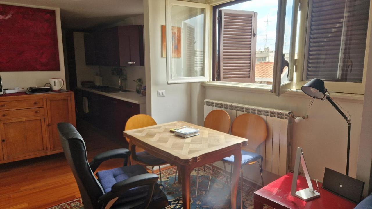 Apartment Casa Di Libri - Delizioso A 10 Min Da Trastevere