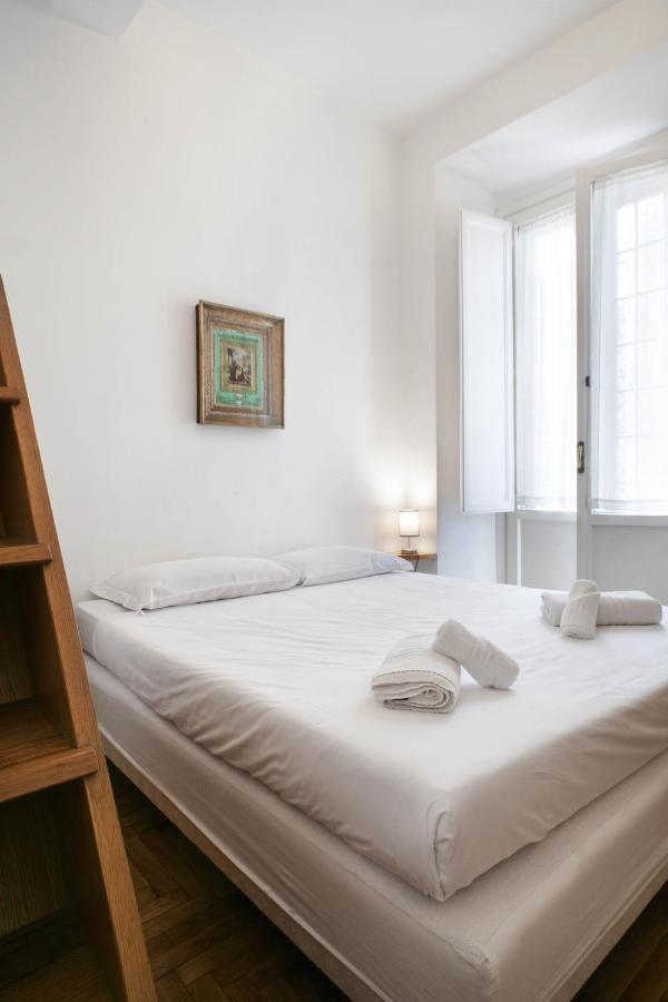 Trevi Fountain Apartment
