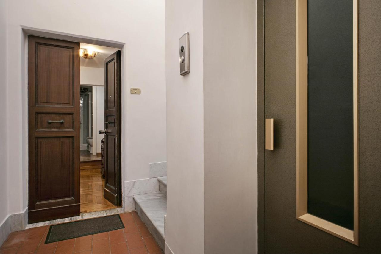 Trevi Fountain Apartment Rome