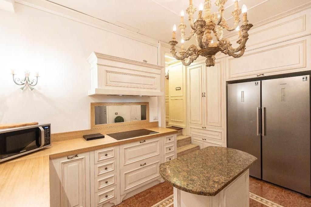 Luxury Via Giulia With Private Garden Rome
