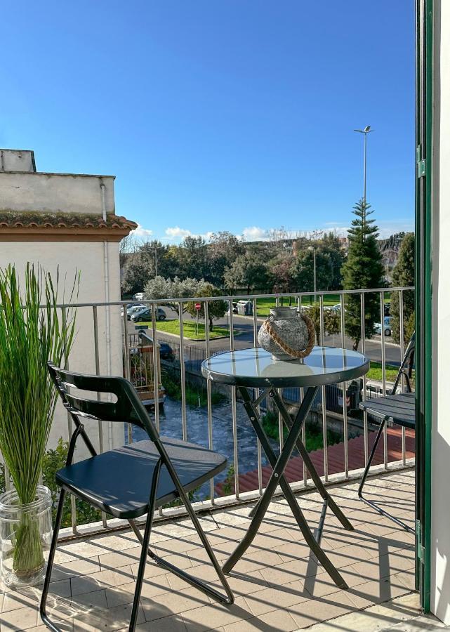 Relax In Apartment