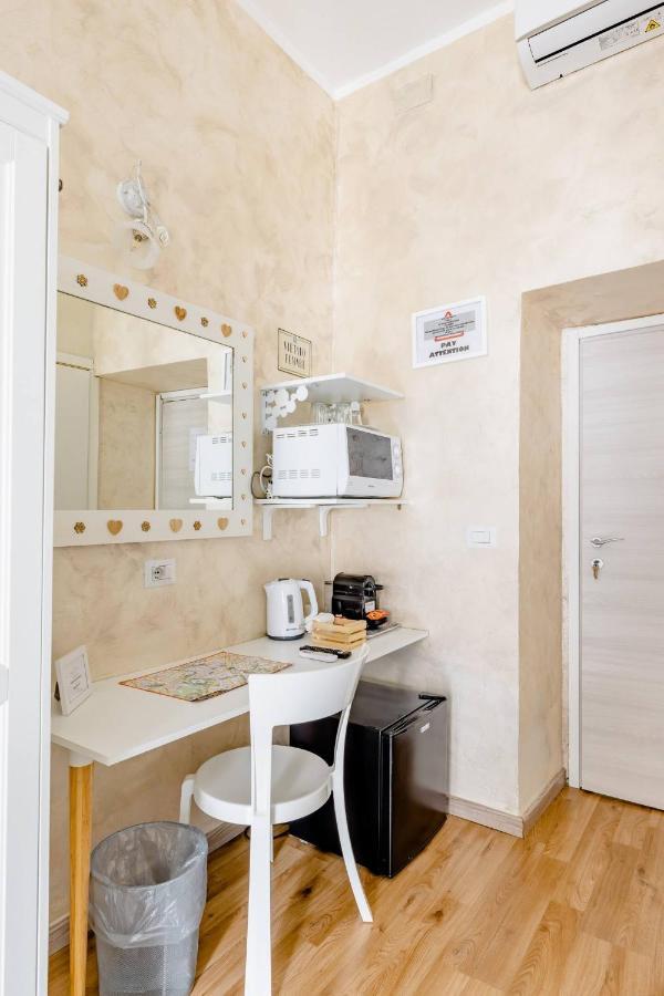 Deluxe And Chilling Jacuzzi Guest house