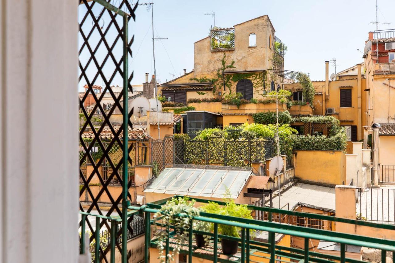 Iflat Margutta Colors On Canvas Apartment Rome