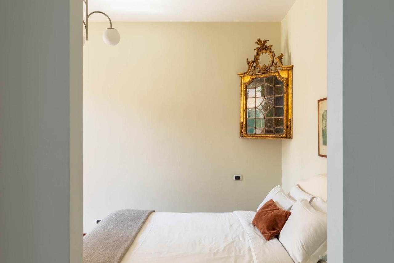 Iflat Margutta Colors On Canvas Apartment