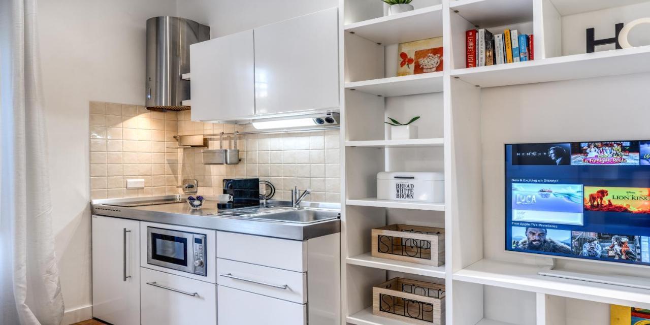 Appartamento Deluxe One Bedroom Apartment, Perfect Location, Air Cond Roma
