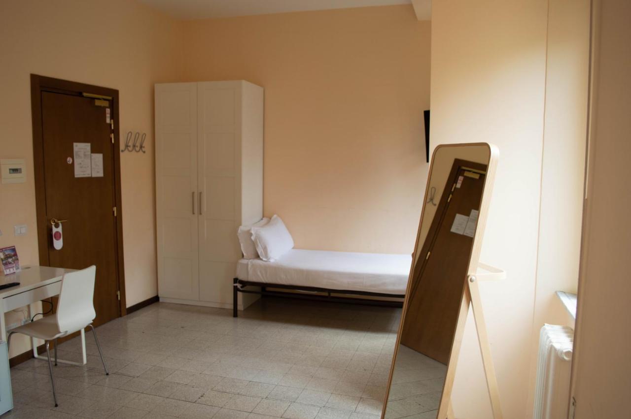 Bed & Breakfast Riari 5*