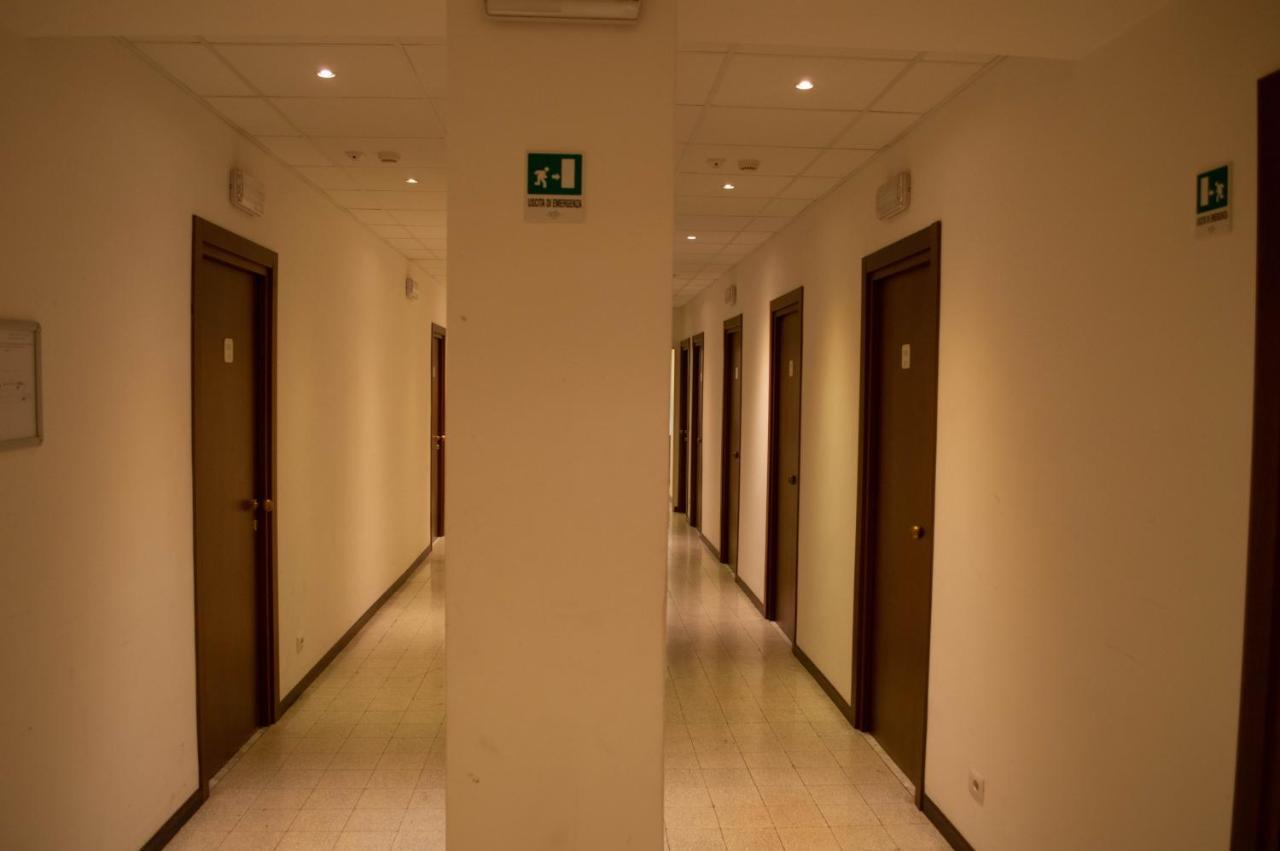 Riari Bed & Breakfast 5*