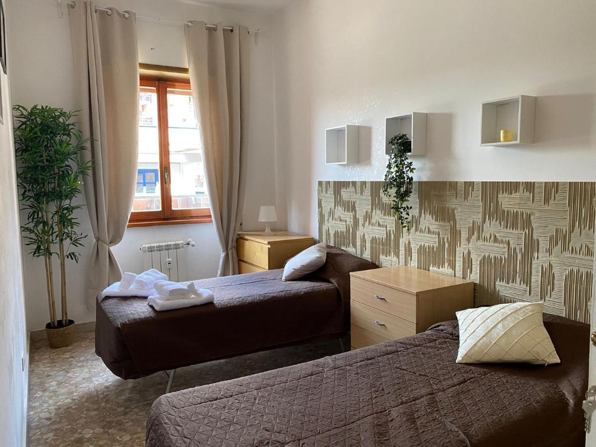 The Italian House In A Pochi Passi Dalla Metro A Apartment Rome