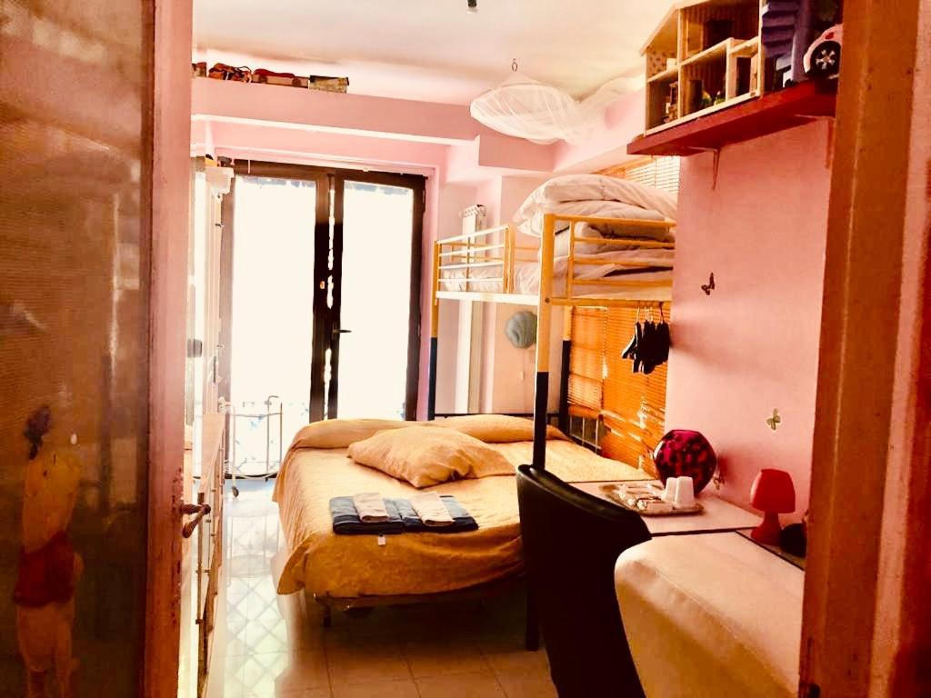 Affitto Due Camere, Due Bagni In